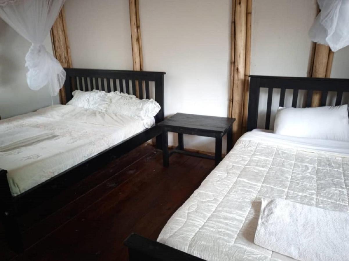 Ruhija Community Rest Camp Bed and Breakfast Kabale Buitenkant foto