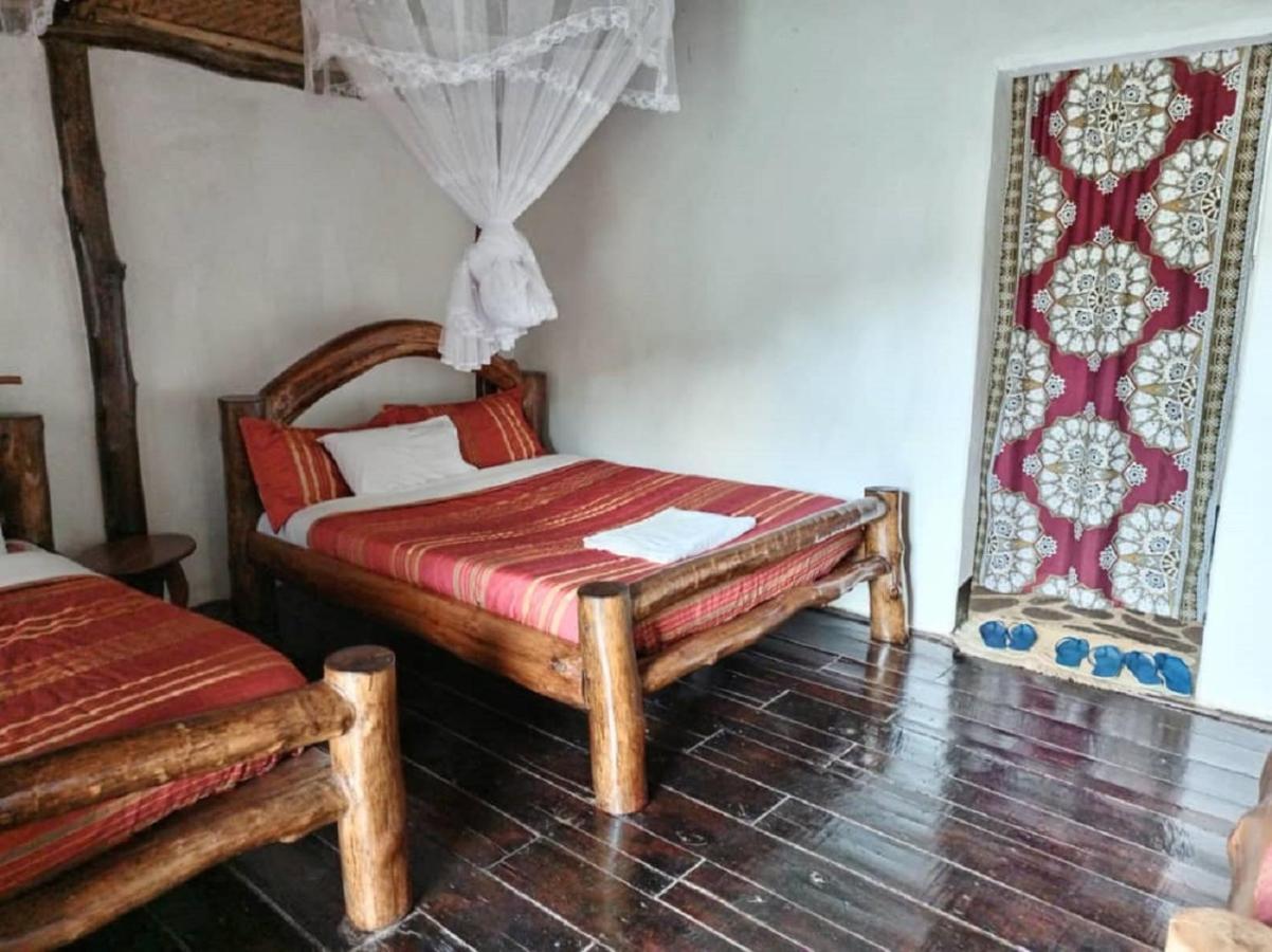 Ruhija Community Rest Camp Bed and Breakfast Kabale Buitenkant foto