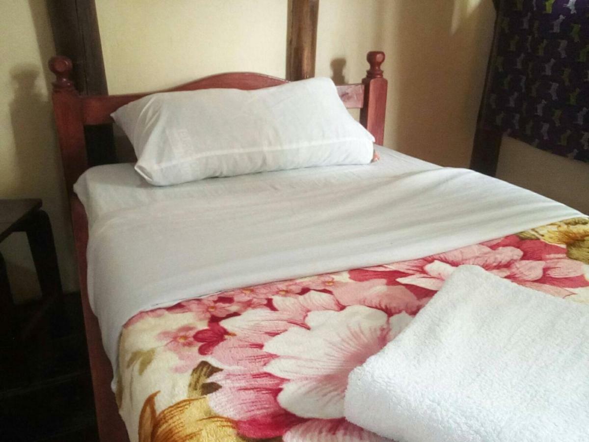 Ruhija Community Rest Camp Bed and Breakfast Kabale Buitenkant foto