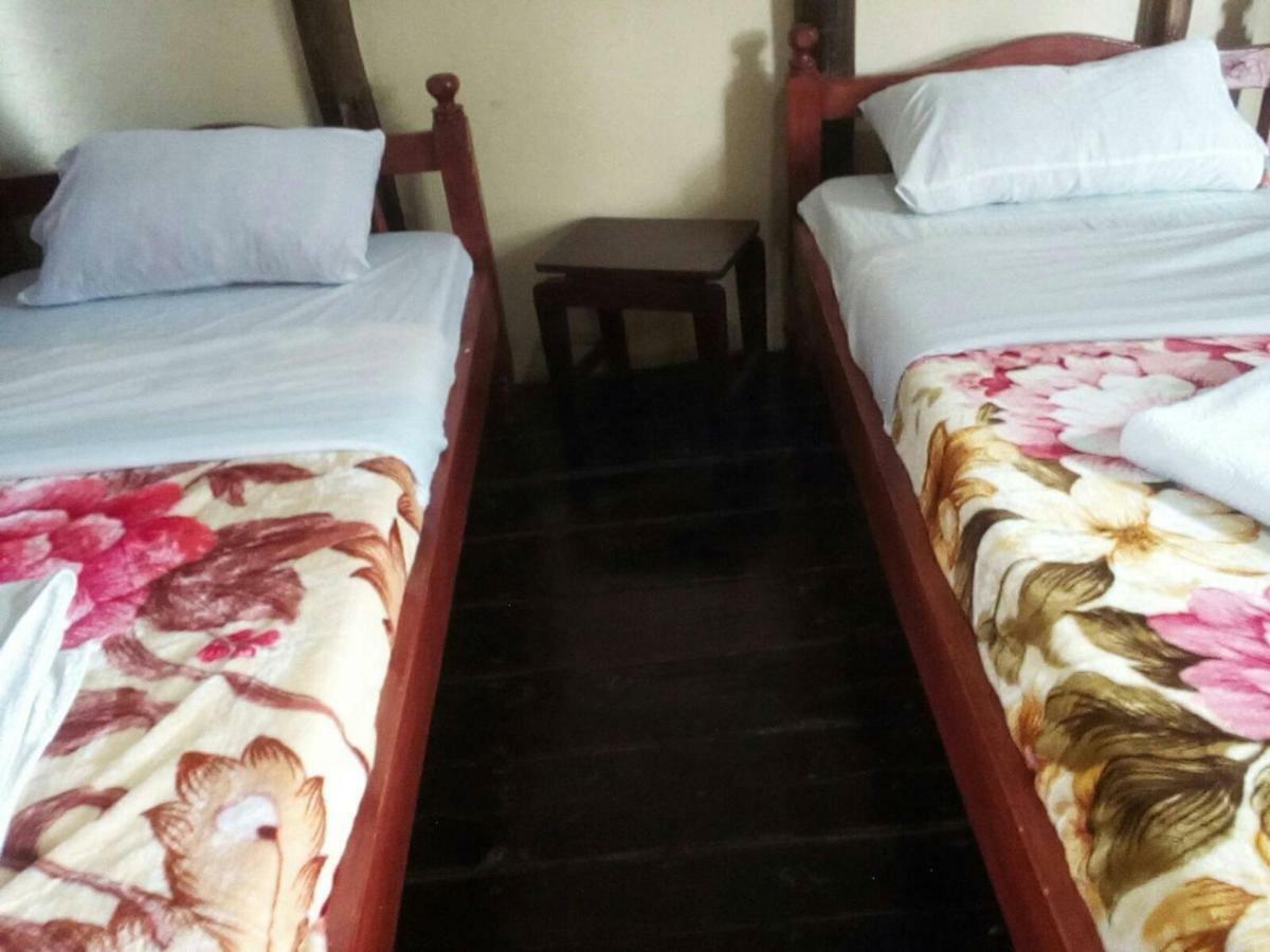 Ruhija Community Rest Camp Bed and Breakfast Kabale Buitenkant foto
