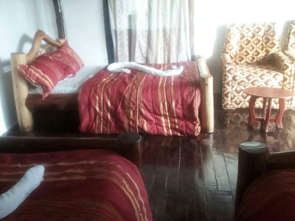 Ruhija Community Rest Camp Bed and Breakfast Kabale Buitenkant foto